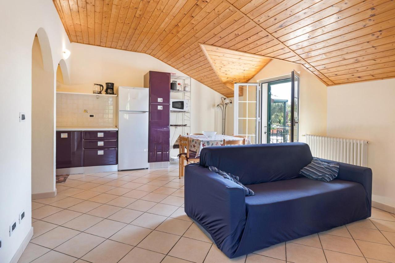 Ferienwohnung La Casa Di Lady Ceriale Exterior foto