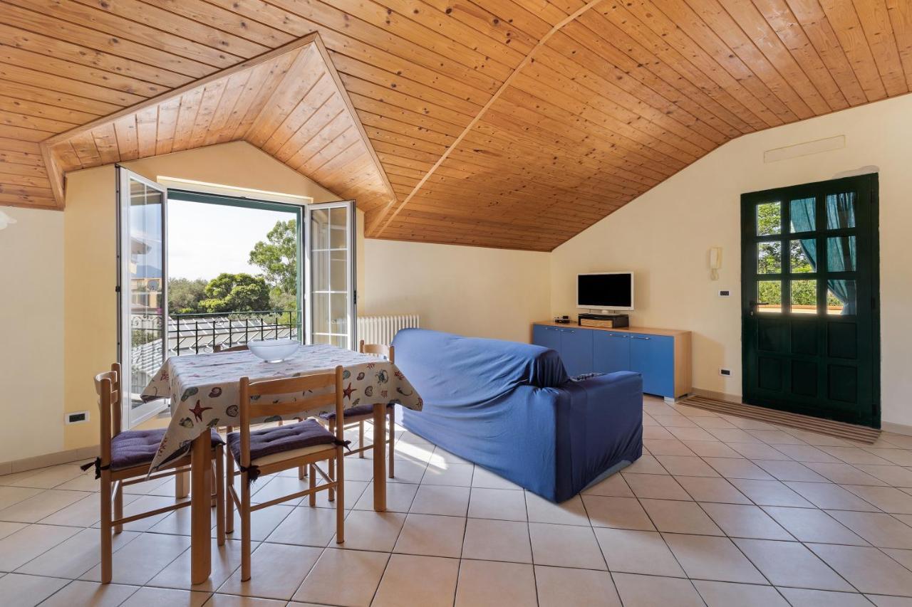 Ferienwohnung La Casa Di Lady Ceriale Exterior foto